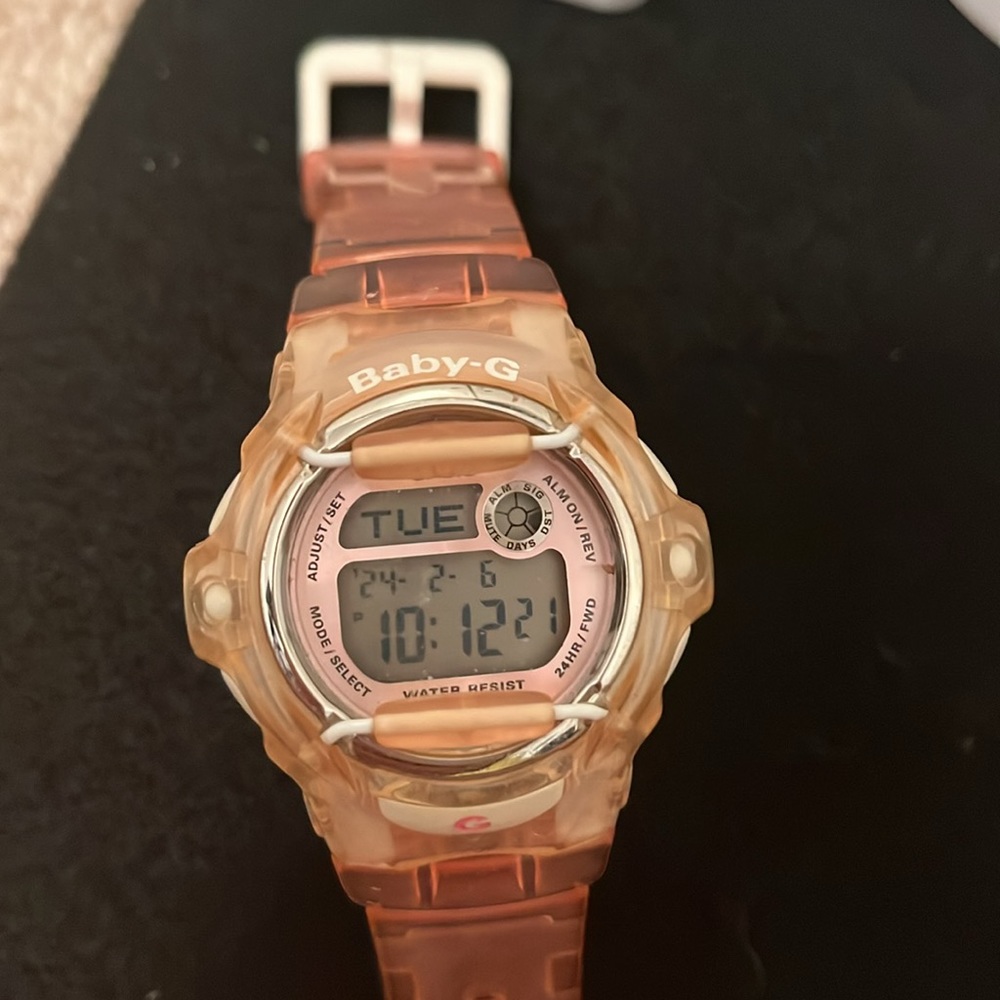Casio New Baby G Pink Ladies Watch - Picture 3 of 4